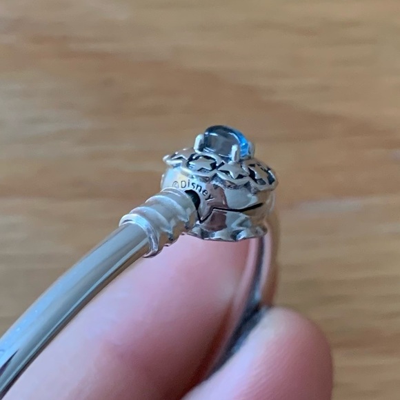 NWOT Moments Disney Aladdin Princess Jasmine Bangle Size 16 cm - Picture 11 of 13